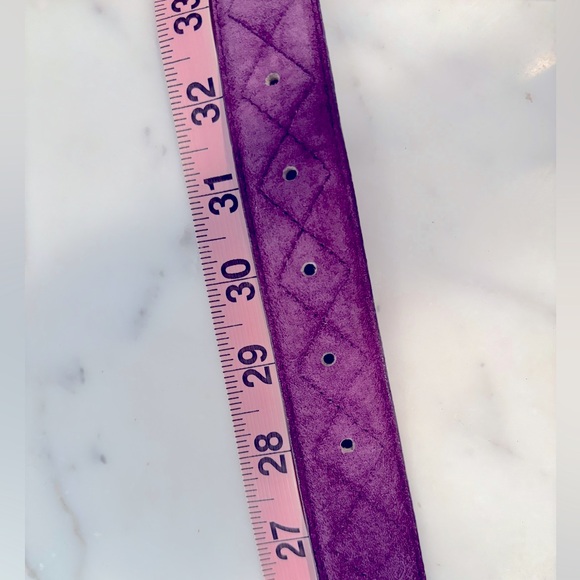 Purple quilted suede belt with gold hardware size 30” - Picture 8 of 8